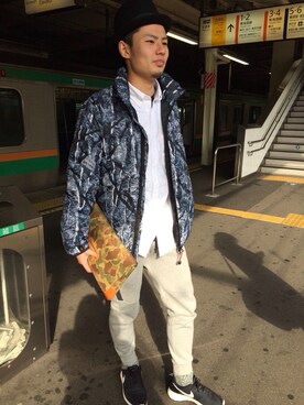 「NEWBALANCE」｜「アイテム（ダウンジャケット/コート）」を使った、Yuji Yamashitaさん（メンズ・177cm）の秋コーディネート