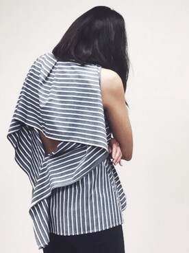 「blue」｜「アイテム（タンクトップ）」を使った、MINさん（レディース・168cm）の秋コーディネート