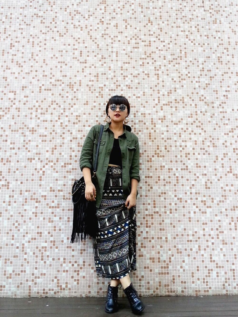 「H&MのLeather Bag（ショルダーバッグ、ブラック系）」を使った、MissAnnAさん（レディース・157cm）の夏コーディネートの1枚目の写真
