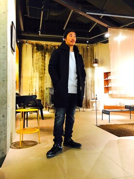 「DIESEL（ディーゼル）のアイテム（ドレスシューズ）」を使った、UENTSUさん（メンズ・170cm）の秋コーディネート