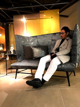 「ディーゼル」｜「アイテム（チェスターコート）」を使った、UENTSUさん（メンズ・170cm）の秋コーディネート