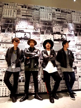 「デニムから始まったライフスタイルブランド」｜「アイテム（ライダースジャケット）」を使った、UENTSUさん（メンズ・170cm）の秋コーディネート