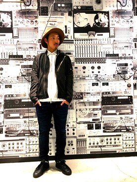 「デニムから始まったライフスタイルブランド」｜「アイテム（ライダースジャケット）」を使った、UENTSUさん（メンズ・170cm）の秋コーディネート