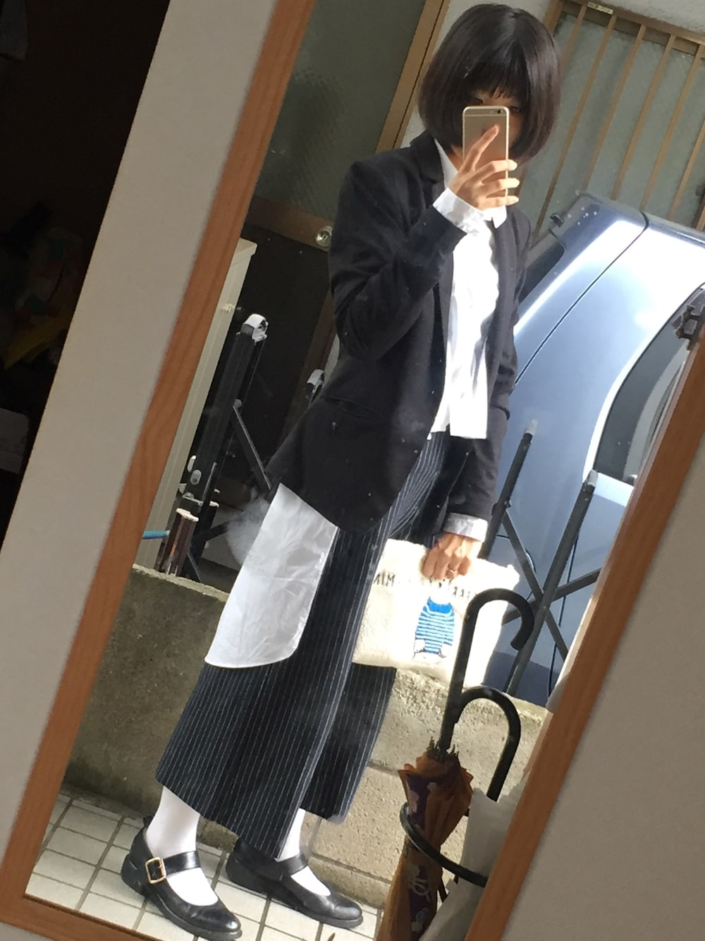 「おやすみコーデ、演奏会、シック、ブラック×ホワイト、中性的になりたい、髪きりたい」｜「WEGOのWEGO/ストラップフラットシューズ（パンプス、ブラック系）」を使った、→蒼さん（レディース・154cm）の夏コーディネートの1枚目の写真
