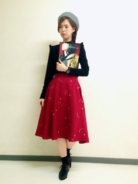 「赤いスカート」｜Nさん（レディース・168cm）の秋コーディネート