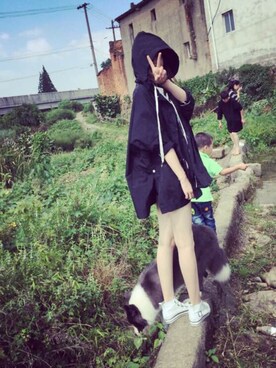 酒红咸菜さんのコーディネート