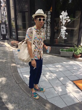 「ボヘミアンズ」｜「アイテム（アクセサリー）」を使った、アキナ秋山さん（メンズ・170cm）の秋コーディネート