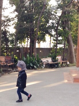 「アイテム（ライダースジャケット）」を使った、H.さん（キッズ・90cm）の冬コーディネート