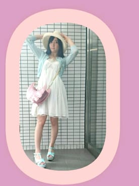 「YOSUKE（ヨースケ）のアイテム（サンダル）」を使った、清水楓さん（レディース・157cm・20代）の夏コーディネート