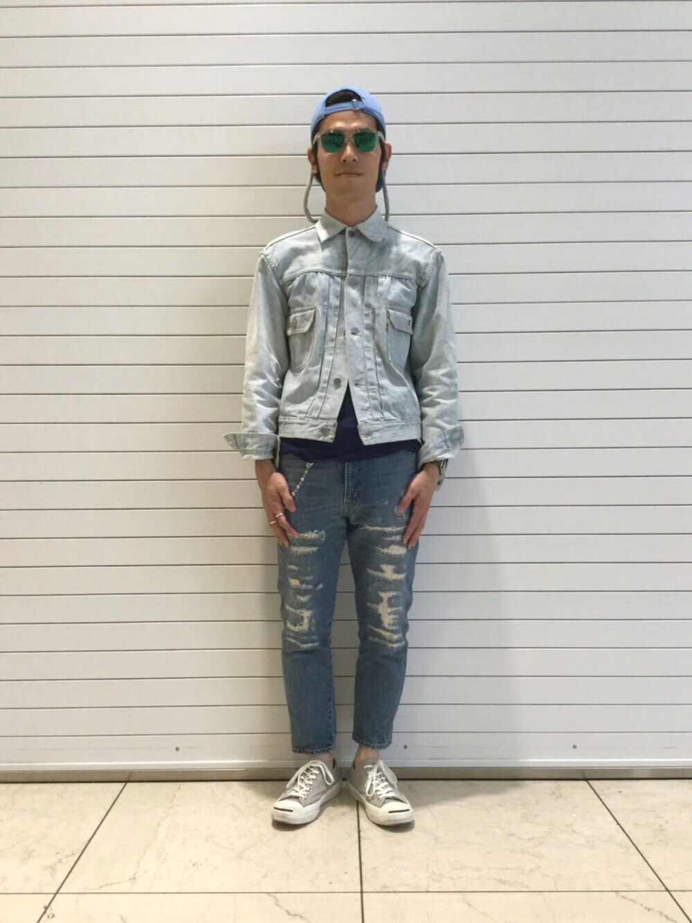 「加工デニム、ワントーン、ブルー、サックスブルー、vintage、orslow、CONVERSE ADDICT、Oakley、NEW ERA」｜「NEW ERAのアイテム（キャップ、ブルー系）」を使った、やまだたかとさん（メンズ・170cm）の夏コーディネートの1枚目の写真