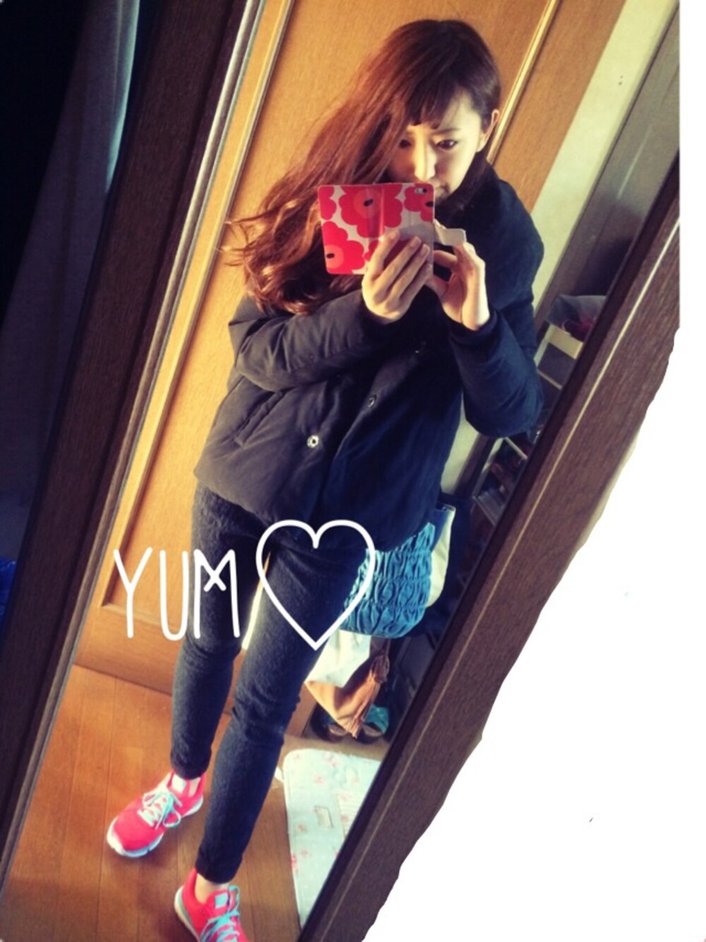 「ダウンコート、ナイキスニーカー」｜「NIKEのアイテム（スニーカー、ピンク系）」を使った、yui.sanさん（レディース・162cm）の冬コーディネートの1枚目の写真