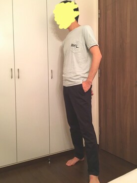 「Maison Kitsune（メゾンキツネ）のアイテム（チノパンツ）」を使った、YaYaさん（メンズ・182cm）の夏コーディネート