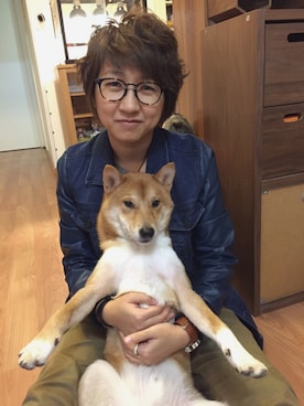 「OLIVER PEOPLES」｜「アイテム（デニムジャケット）」を使った、Van H.Y.さん（レディース・158cm）の春コーディネート