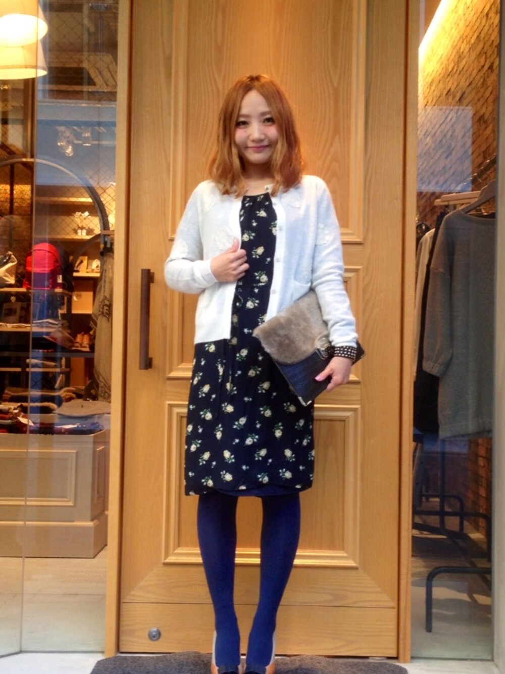 「 ワンピース、 MARNI、girl.by Band of Outsiders」｜「girl.by Band of OutsidersのAラインドレス（ワンピース、ブルー系）」を使った、martagonさん（レディース・157cm）の冬コーディネートの1枚目の写真