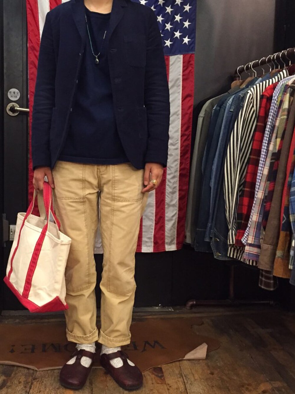 「BIRKENSTOCKのアイテム（その他シューズ、ブラウン系）」を使った、shin*さん（レディース・167cm）の春コーディネートの1枚目の写真