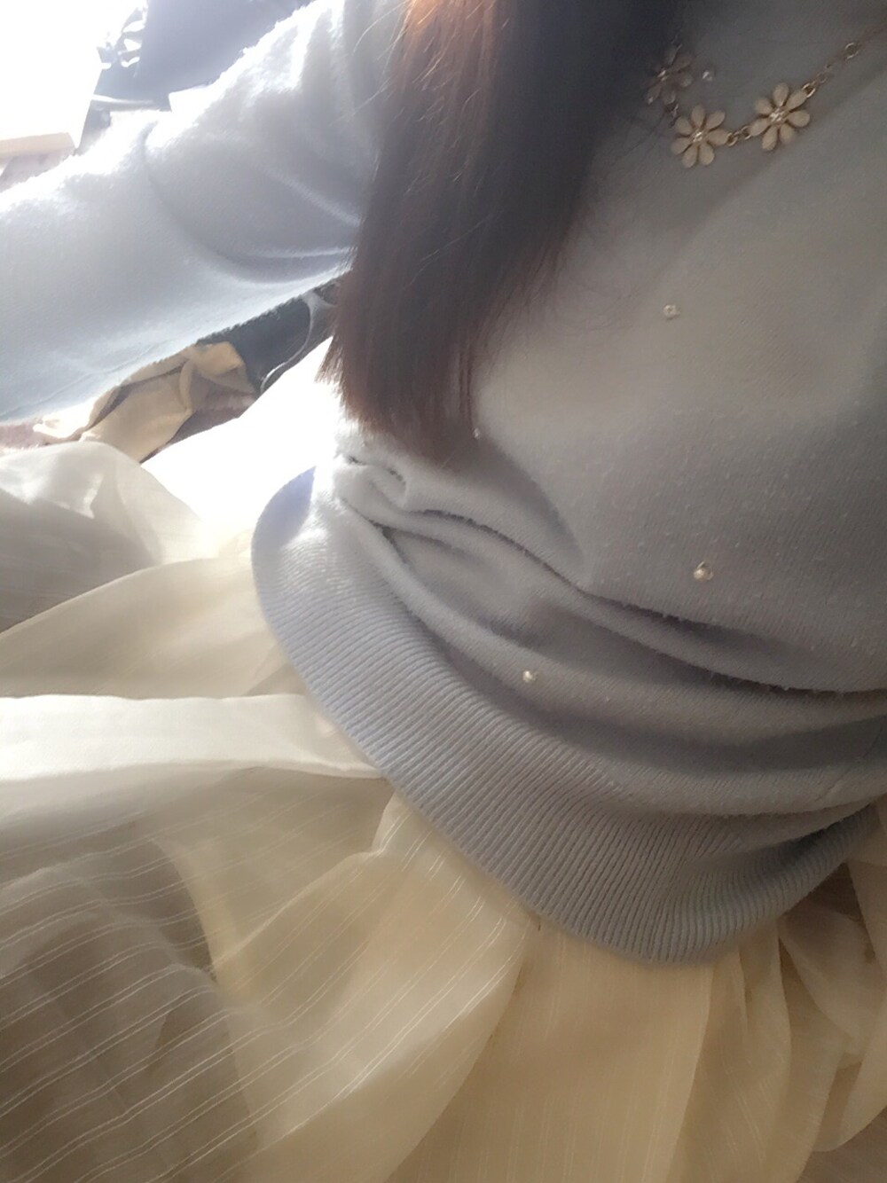 「NICE CLAUPのアイテム（スカート、ベージュ系）」を使った、♡pika♡さん（レディース・153cm）の冬コーディネートの1枚目の写真