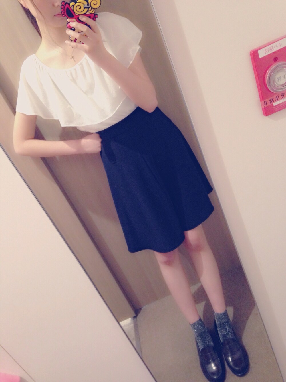 「OZOCのお花〜（スカート、イエロー系）」を使った、橋本萌花さん（レディース・173cm）の春コーディネートの1枚目の写真