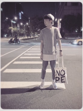 「H&M（エイチ・アンド・エム）のアイテム（クラッチバッグ）」を使った、Brandsonさん（メンズ・175cm）の春コーディネート