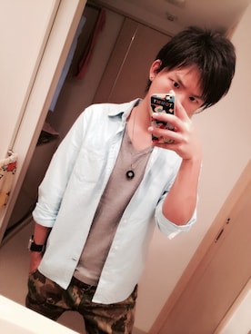 「TOMMY（トミー）のアイテム（PC・スマホグッズ/家電）」を使った、Ryoutaさん（メンズ・176cm）の春コーディネート