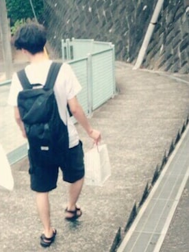 「BOYCOTT（ボイコット）のアイテム（バッグ）」を使った、ふみさん（メンズ・168cm）の夏コーディネート