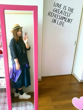 「アイテム（アクセサリー、パープル系）」を使った、yuhinaさん（レディース・158cm）の春コーディネート