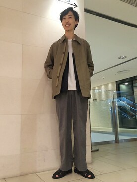 「GLOSTER（グロスター）のアイテム（ステンカラーコート）」を使った、すーやんさん（メンズ・177cm）の秋コーディネート