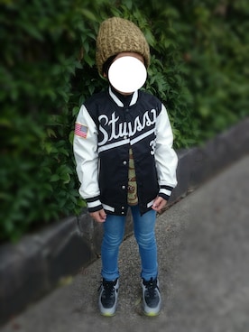 「STUSSY（ステューシー）のアイテム（ジャケット/アウター）」を使った、あゆせさん（キッズ・110cm）の冬コーディネート