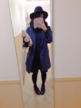 「アイテム（クラッチバッグ、グレー系）」を使った、Annaさん（レディース・163cm）の冬コーディネート