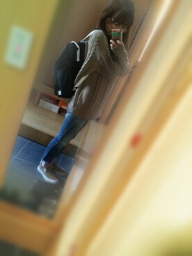 「Ungrid（アングリッド）のフレイドヘムストスリ（デニムパンツ）」を使った、W田さん（レディース・160cm）の秋コーディネート