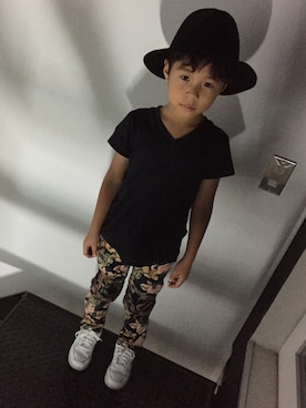 「SCOTCH & SODA（スコッチ アンド ソーダ）のアイテム（パンツ）」を使った、kokotoaさん（キッズ・110cm）の秋コーディネート