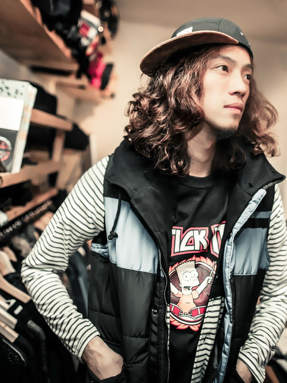「SQUAD、PUNX、Taiwan、WEARBOOKエントリー、fashion、shop、stripe」｜「SQUADのアイテム（Tシャツ/カットソー、ブラック系）」を使った、PUNXさん（メンズ・174cm）の夏コーディネートの1枚目の写真