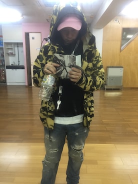 「A BATHING APE（アベイシングエイプ）のアイテム（マウンテンパーカー）」を使った、Naoさん（メンズ・167cm）の秋コーディネート