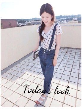 「UNIQLO Tシャツ」｜Erica_Chengさん（レディース・161cm）の秋コーディネート