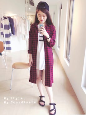 「PAZZO」｜「アイテム（帽子）」を使った、Erica_Chengさん（レディース・161cm）の秋コーディネート