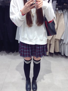 「OLDMICKEY （オールドミッキー）のアイテム（スカート）」を使った、ももこさん（レディース・163cm）の秋コーディネート