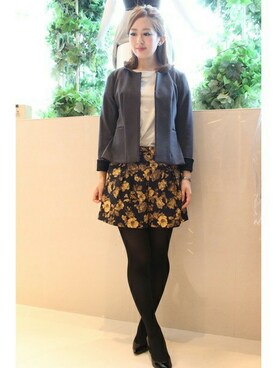 「La TOTALITE（ラトータリテ）のアイテム（ノーカラージャケット）」を使った、La TOTALITE Yuurakutyouさん（レディース・164cm）の秋コーディネート