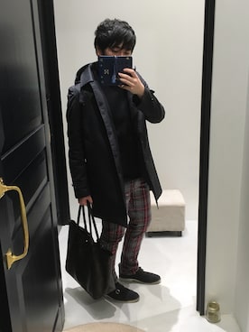 「スエードシューズ」｜「アイテム（ステンカラーコート）」を使った、Tomoya#11さん（メンズ・170cm）の冬コーディネート