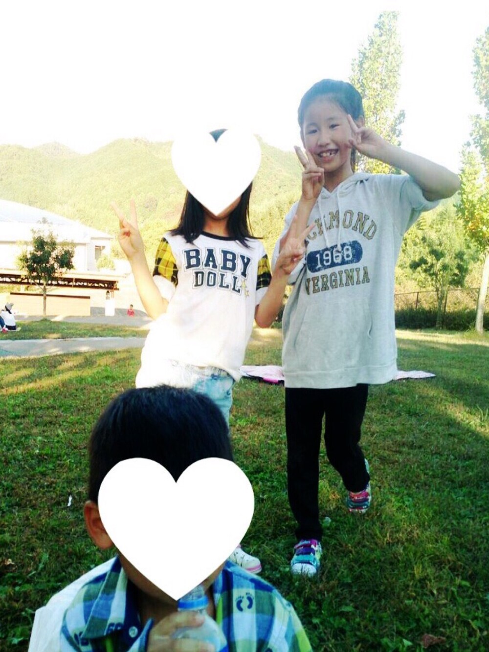 「公園、お友達、ポニーテール」｜「GUのアイテム（パンツ、ブラック系）」を使った、♡m♡さん（レディース・151cm）の秋コーディネートの1枚目の写真