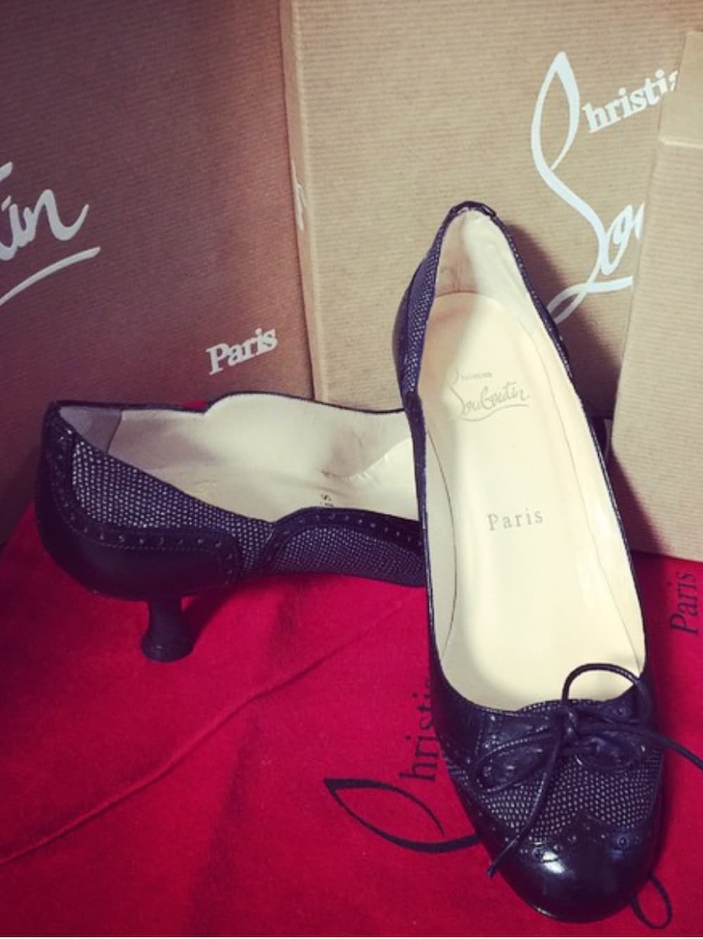 「黒、ルブタン」｜「Christian Louboutinのアイテム（パンプス、ブラック系）」を使った、sasyafashionさん（レディース・147cm）の秋コーディネートの1枚目の写真