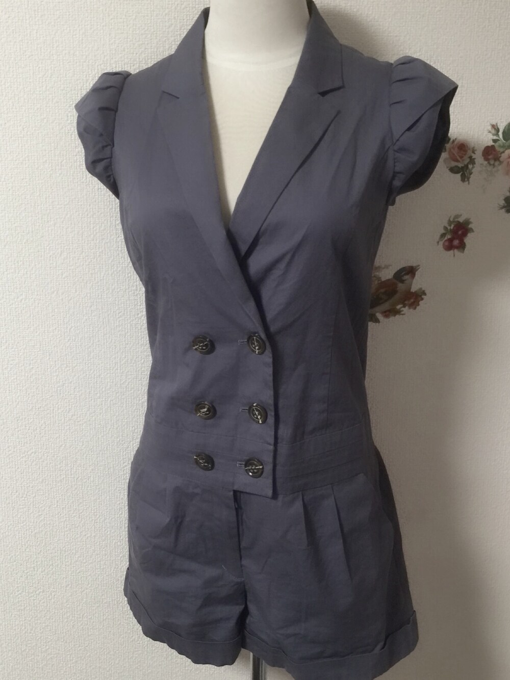 「MIIAのアイテム（サロペット/オーバーオール、ブルー系）」を使った、sasyafashionさん（レディース・147cm）の冬コーディネートの1枚目の写真