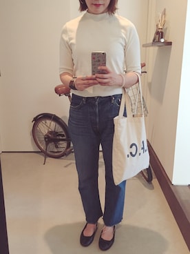 「アイテム（ビーチサンダル）」を使った、iigg☺︎さん（レディース・154cm）の秋コーディネート