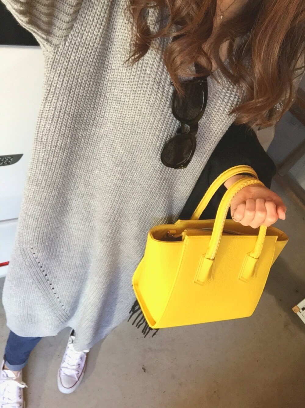 「SPIRALGIRLの畦ニットＶワンピース（ワンピース、グレー系）」を使った、sakipiさん（レディース・158cm）の冬コーディネートの1枚目の写真