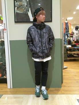 「AVIREX（アヴィレックス）のアイテム（マウンテンパーカー）」を使った、takuroさん（メンズ・163cm）の冬コーディネート