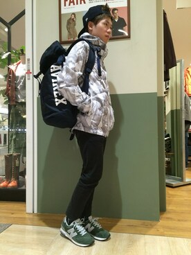 「AVIREX（アヴィレックス）のアイテム（マウンテンパーカー）」を使った、takuroさん（メンズ・163cm）の春コーディネート
