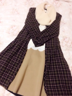 「スカラップ」｜「アイテム（シャツワンピース）」を使った、ちぇりーさん（レディース・168cm）の冬コーディネート