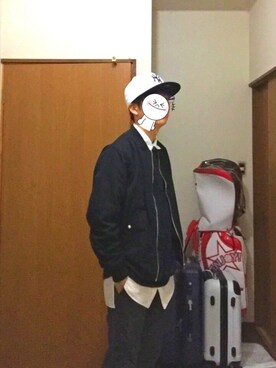 「シャツ×スウェット」｜「アイテム（ジャケット/アウター）」を使った、ちょーん。さん（メンズ・165cm）の秋コーディネート