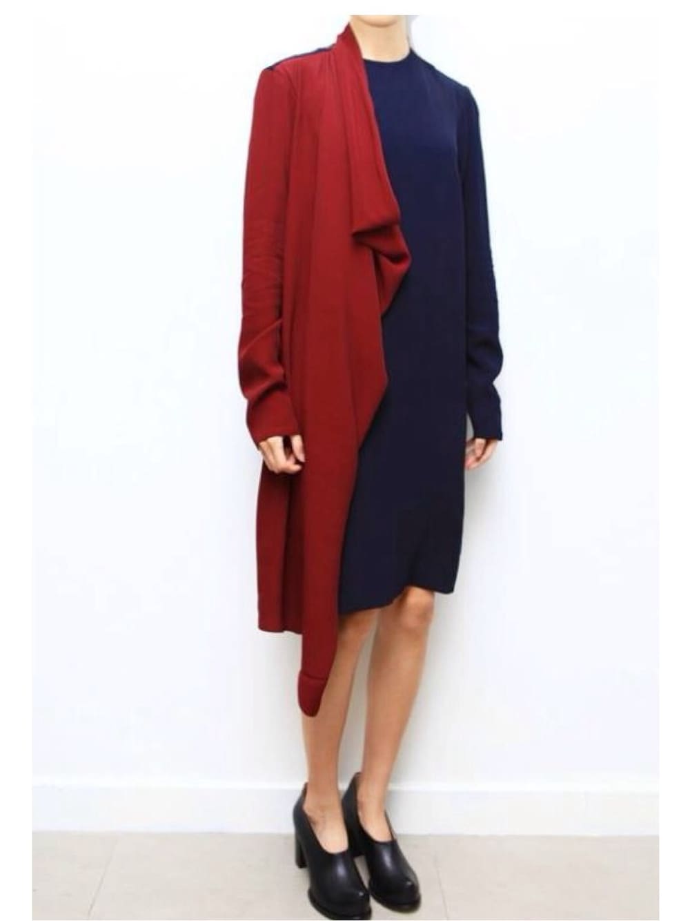 「black、ブラック、flatapartment、シューズ、shoes、pumps、FLAT APARTMENT、플랫아파트먼트、フラットアパートメント」｜「FLAT APARTMENTのF12A-PH002 （パンプス、ブラック系）」を使った、FLATAPARTMENTさん（レディース・173cm）の夏コーディネートの1枚目の写真