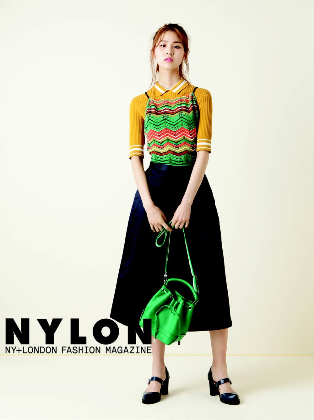 「FLAT APARTMENT、flatapartment、pumps、shoes、sandal、フラットアパートメント、シューズ、サンダル、ヒール、ネイビー」｜「FLAT APARTMENTのアイテム（パンプス、ブルー系）」を使った、FLATAPARTMENTさん（レディース・174cm）の夏コーディネートの1枚目の写真