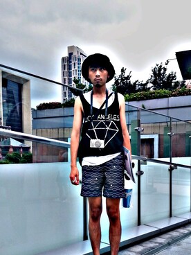 「Levis BLACK（リーバイスブラック）のアイテム（パンツ）」を使った、chienさん（メンズ・178cm）の夏コーディネート