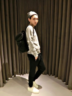 「OAMC（オーエーエムシー）のアイテム（帽子）」を使った、chienさん（メンズ・178cm）の春コーディネート